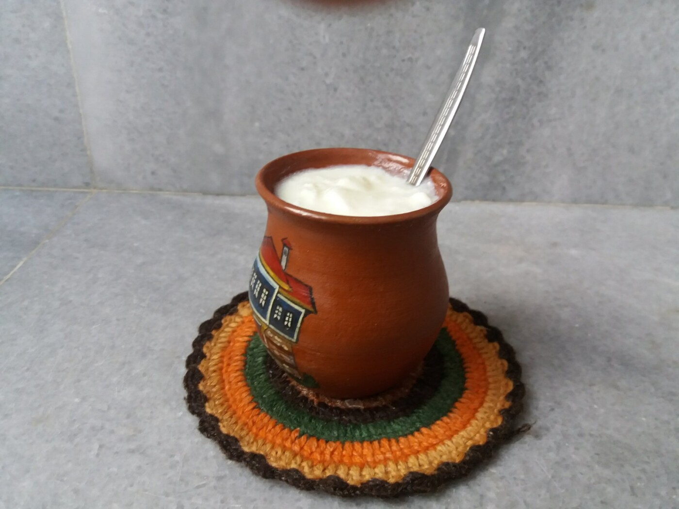 Много страни по света произвеждат продукта йогурт който имитира българско