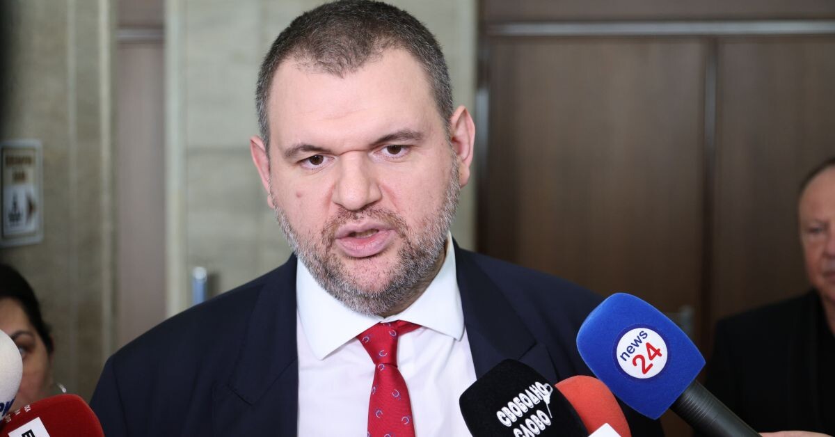 Лидерът на парламентарната група на ДПС Делян Пеевски днес в